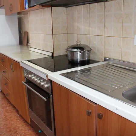 Deni Family * ティラナ