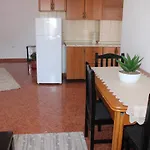 Appartement Deni Family *
