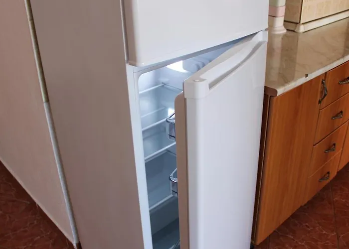 Deni Family * Τίρανα