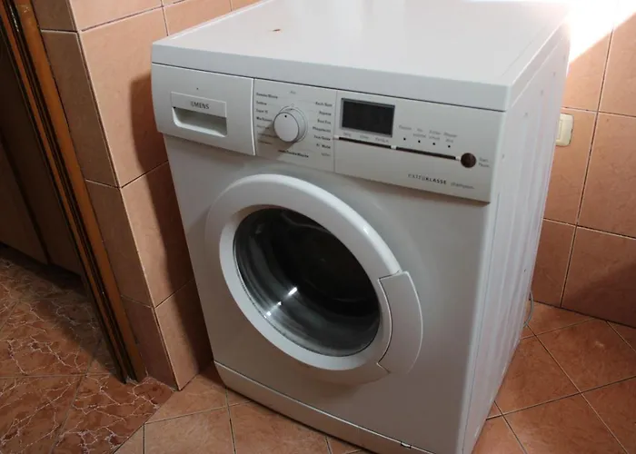 Deni Family * Τίρανα