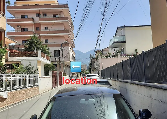 Deni Family Τίρανα